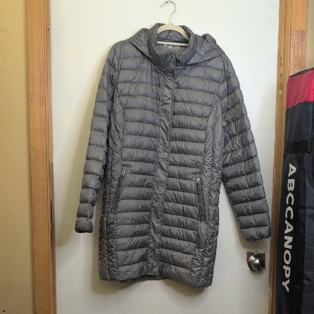 Heatkeep Women's Charcoal Hooded Puffer Packable Jacket 1X